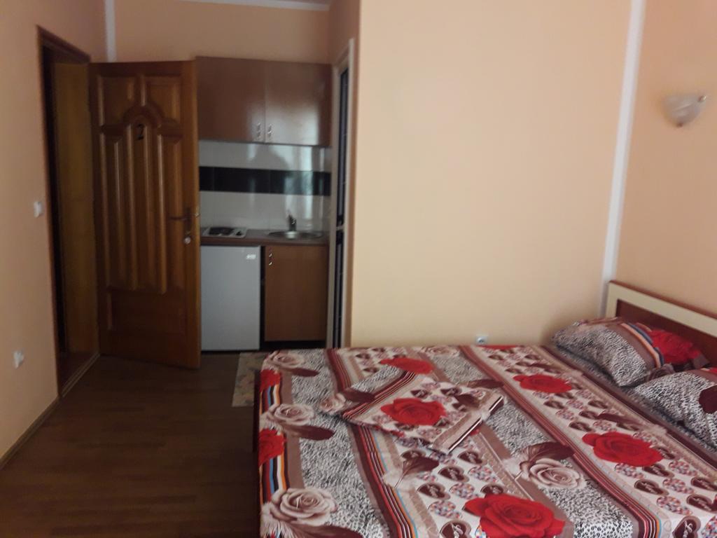 Grandino Rooms & Apartments Ulcinj Zewnętrze zdjęcie